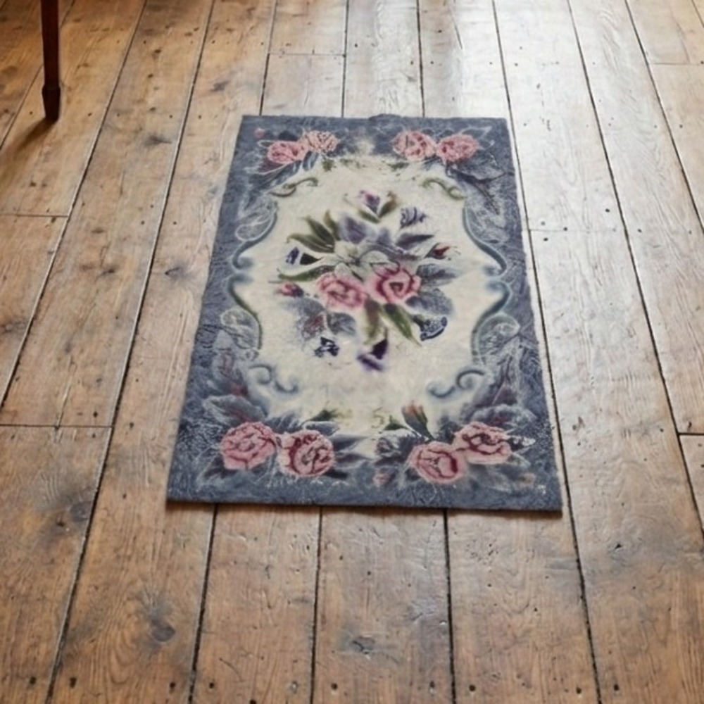 Vintage 1964 Initialed Hand Hooked Wool Rug Floral Bouquet Blue 2' x 3 1/2'